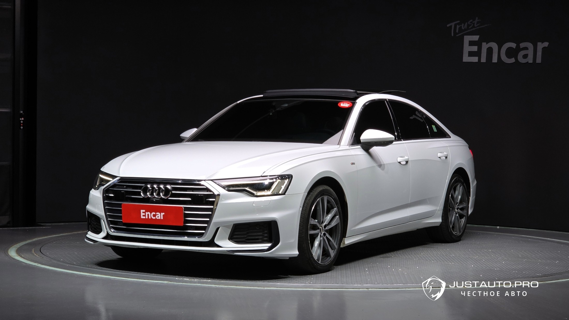 Автомобиль Audi A6
