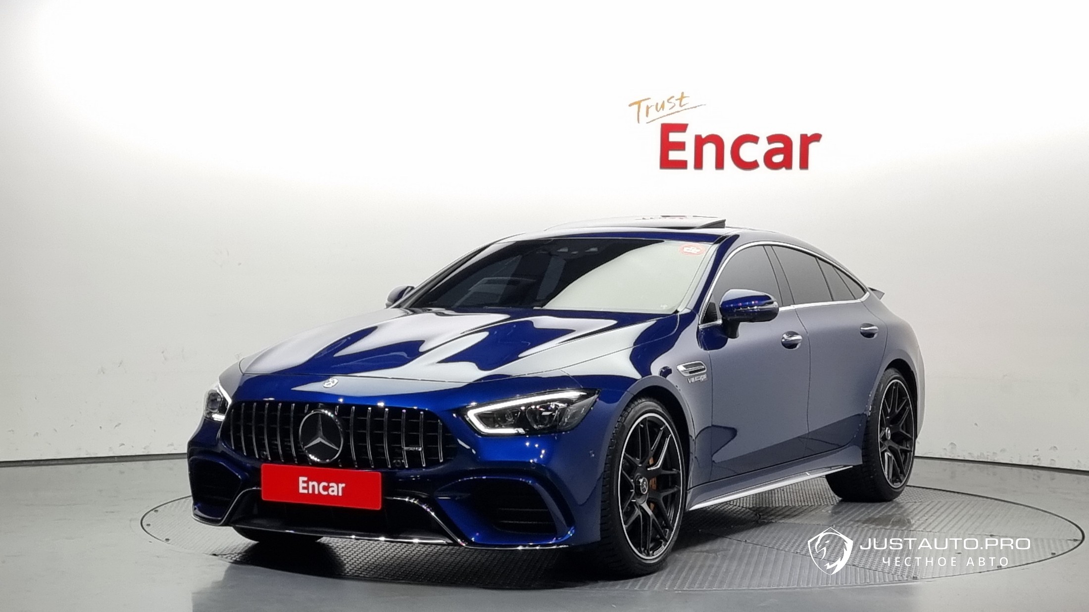 Автомобиль Mercedes-Benz AMG GT