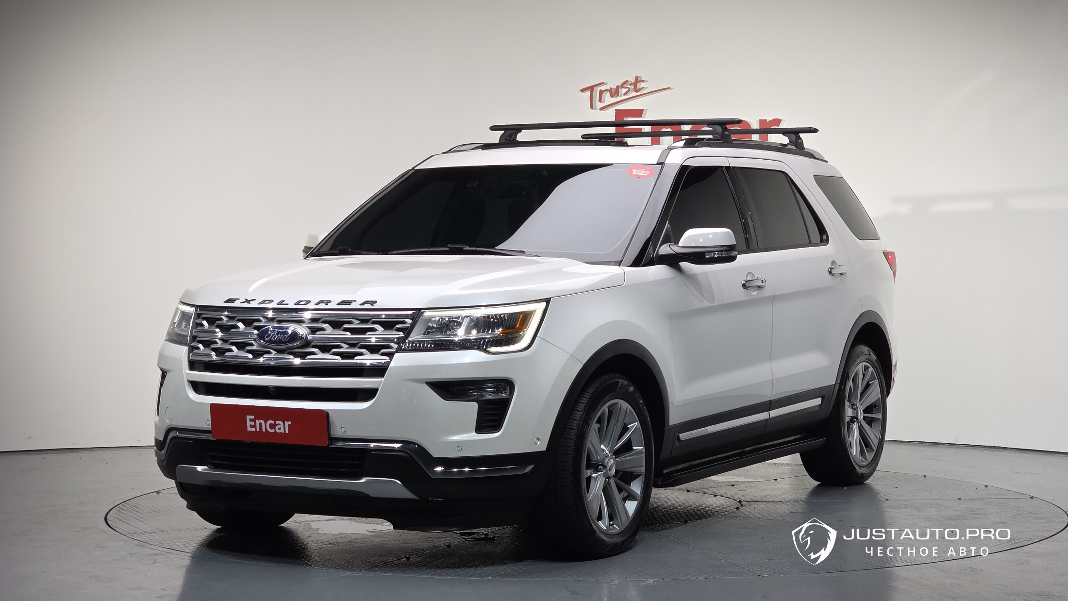 Автомобиль Ford Explorer