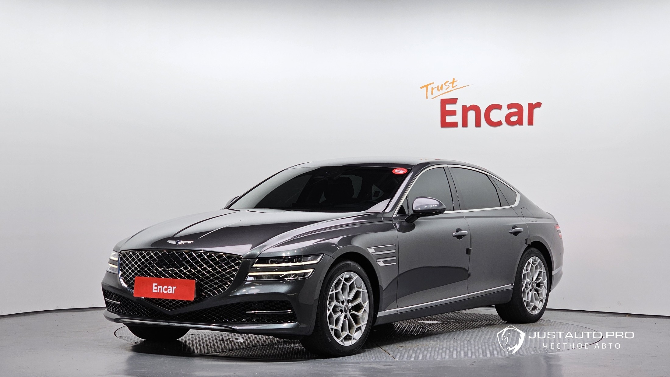 Автомобиль Genesis G80