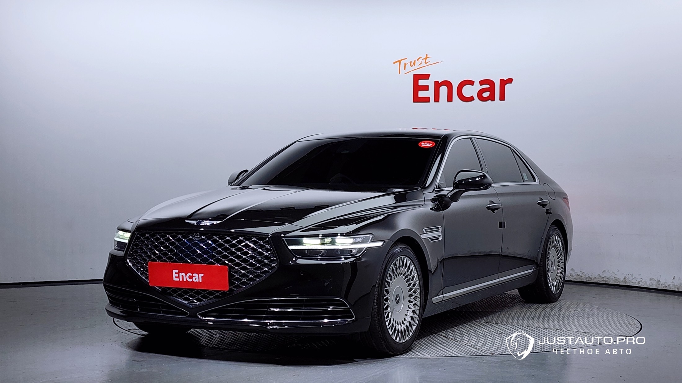 Автомобиль Genesis G90