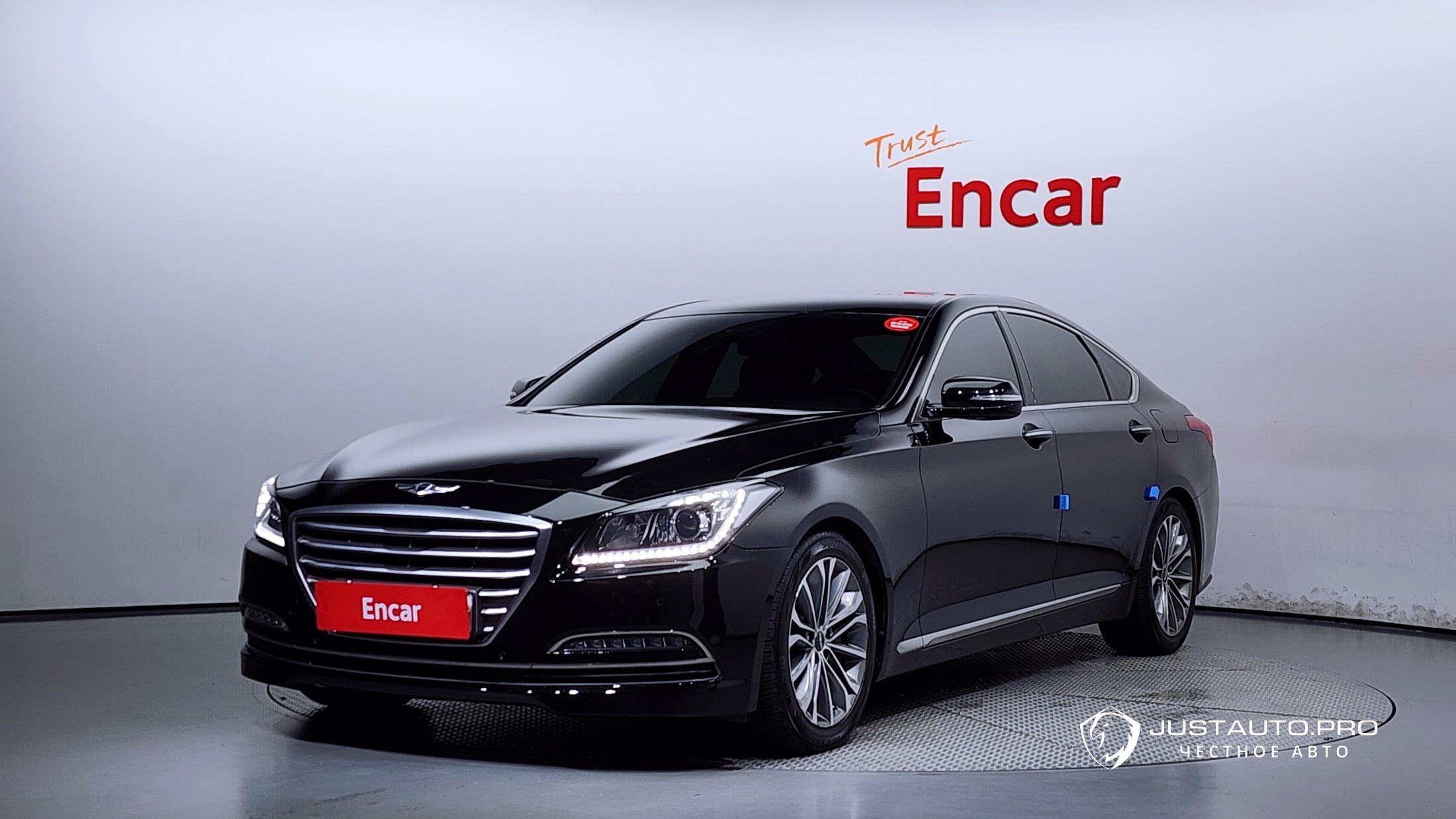 Автомобиль Hyundai Genesis