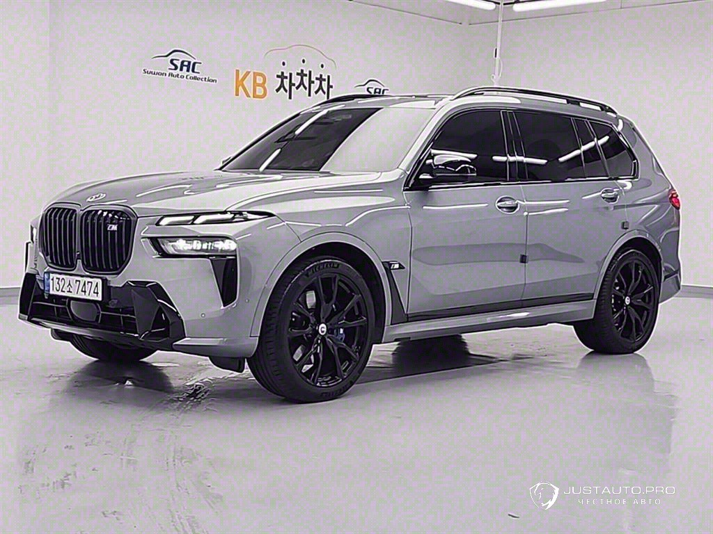Автомобиль BMW X7