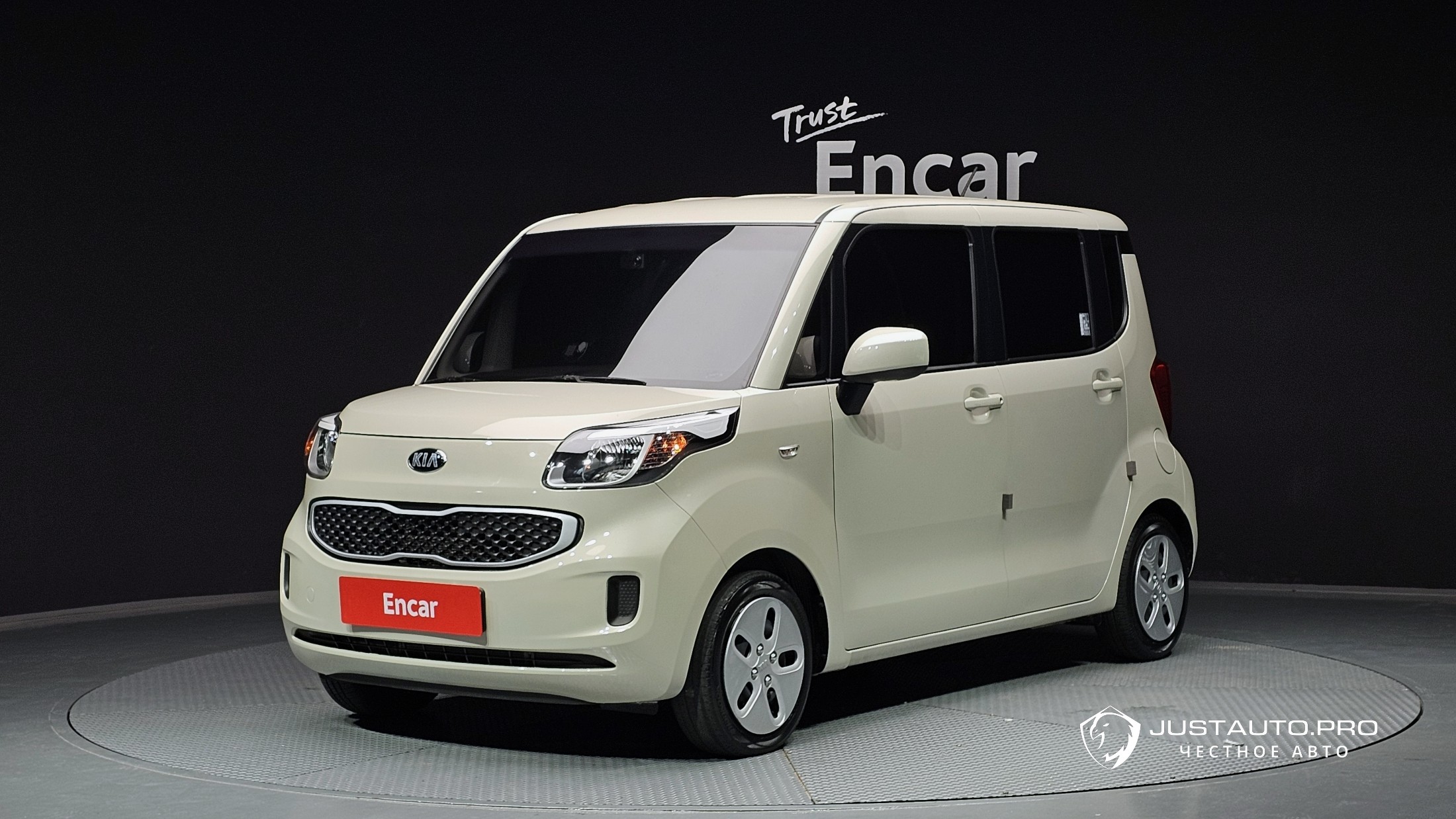 Автомобиль Kia RAY