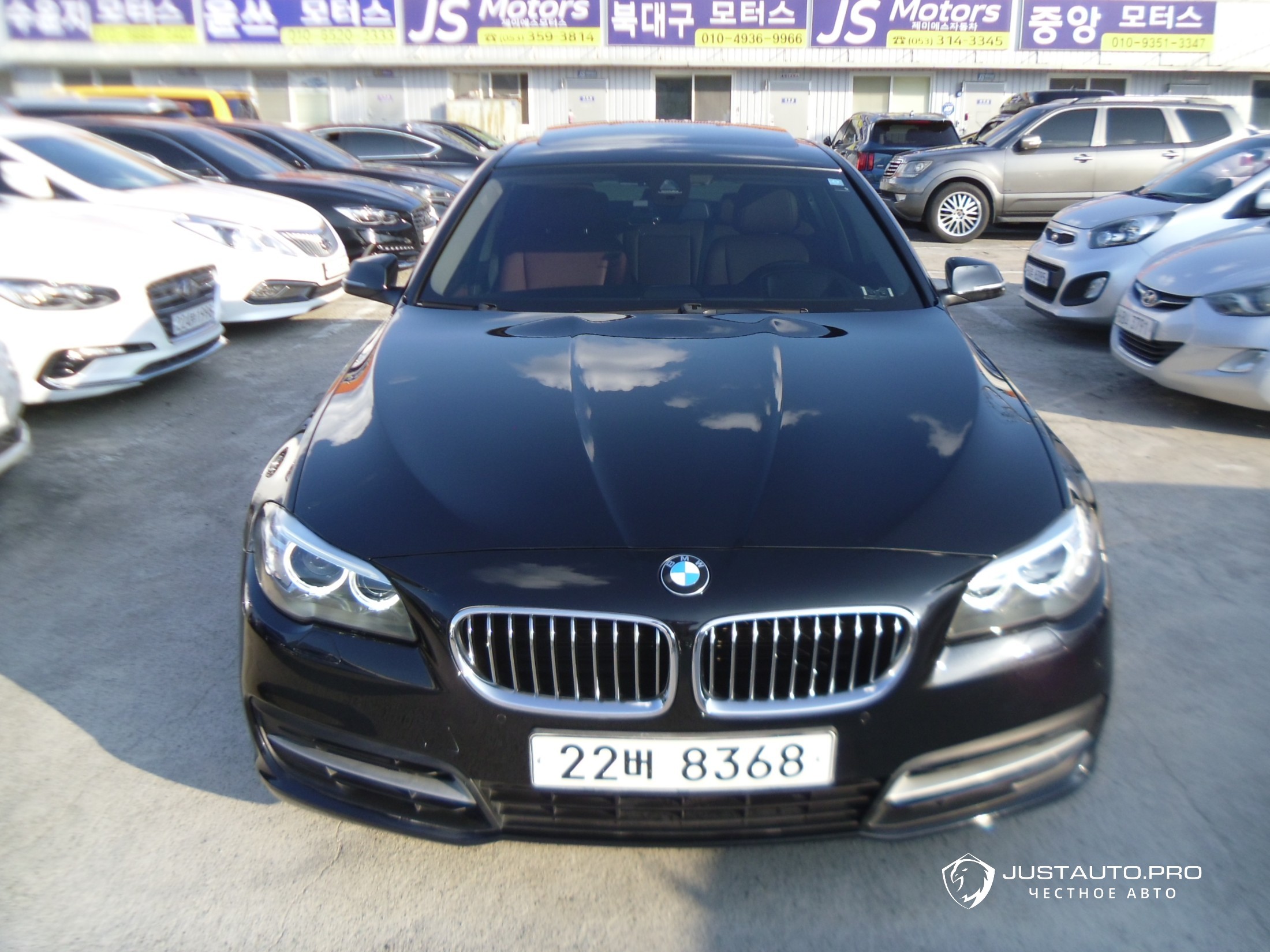 Автомобиль BMW 5-Series