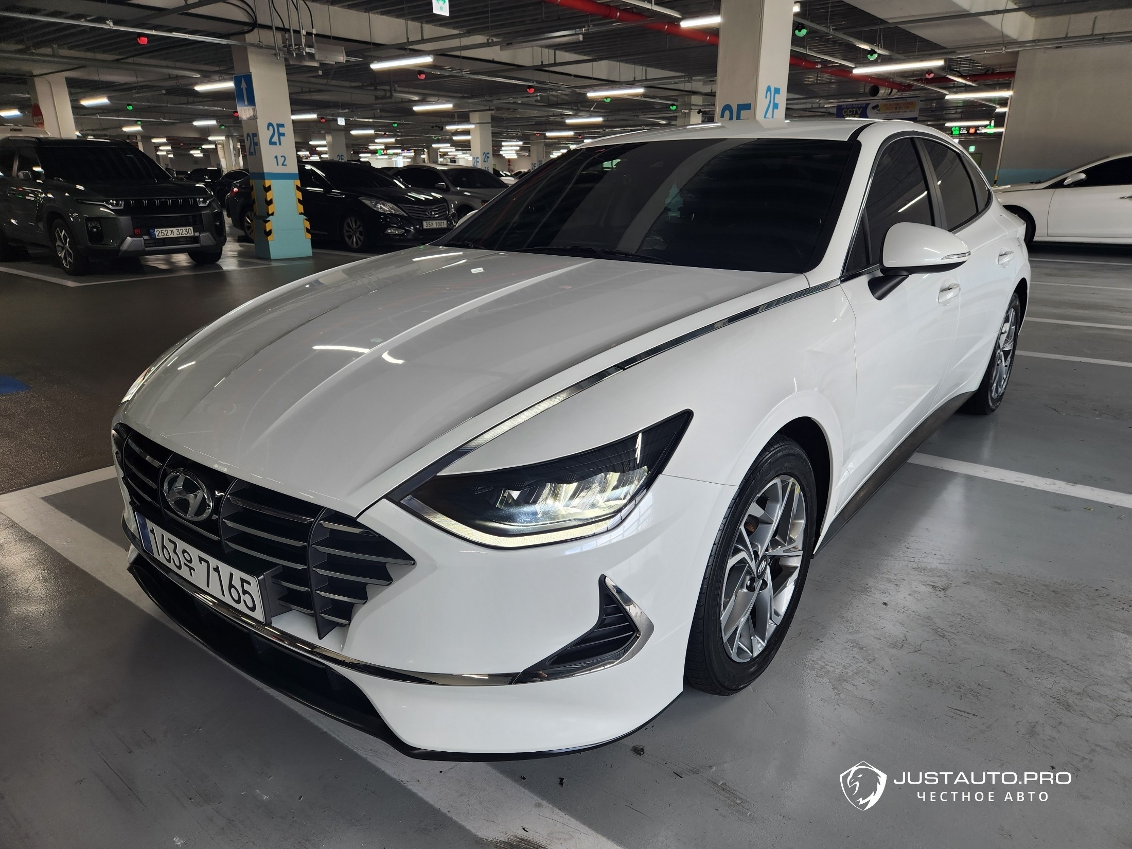 Автомобиль Hyundai Sonata