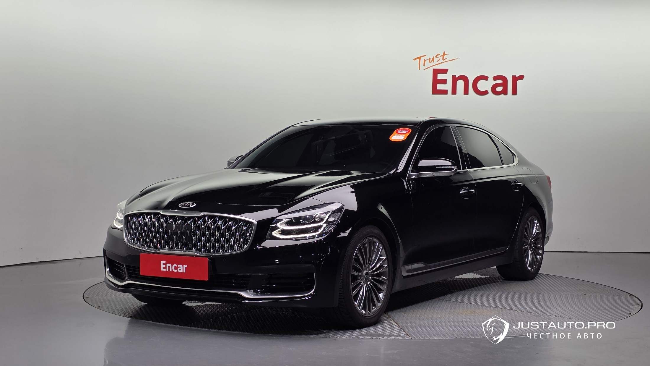 Автомобиль Kia K9