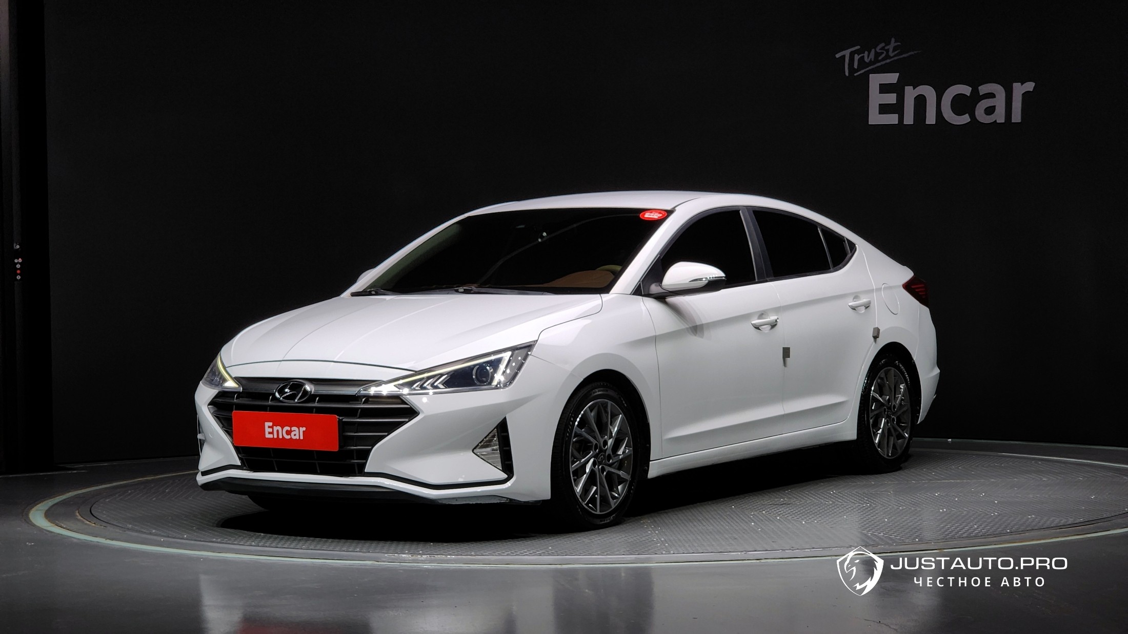 Автомобиль Hyundai AVANTE