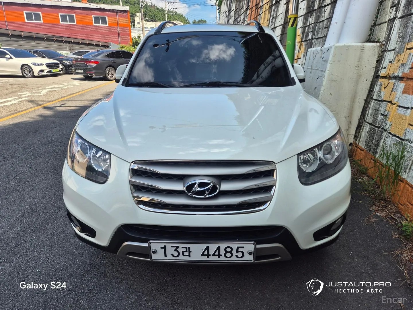 Автомобиль Hyundai Santafe