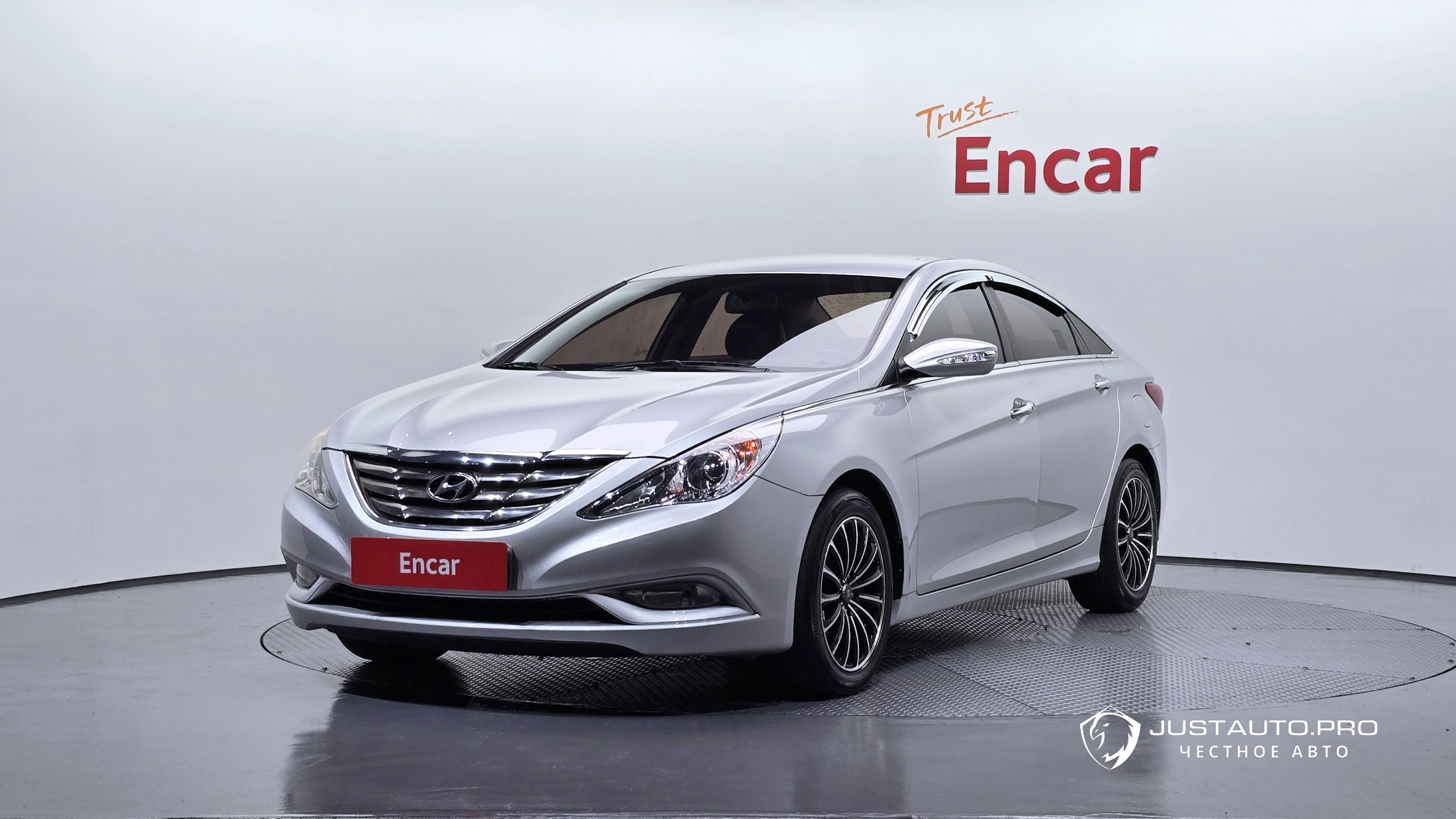 Автомобиль Hyundai Sonata