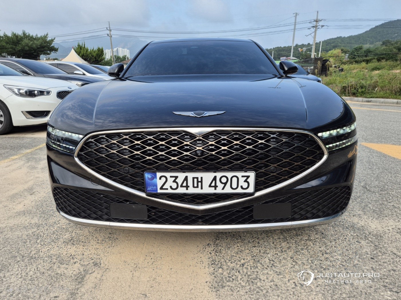 Автомобиль Genesis G90