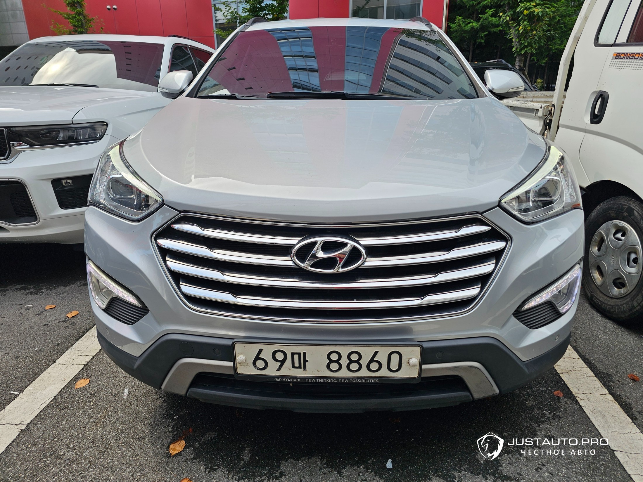 Автомобиль Hyundai Maxcruz