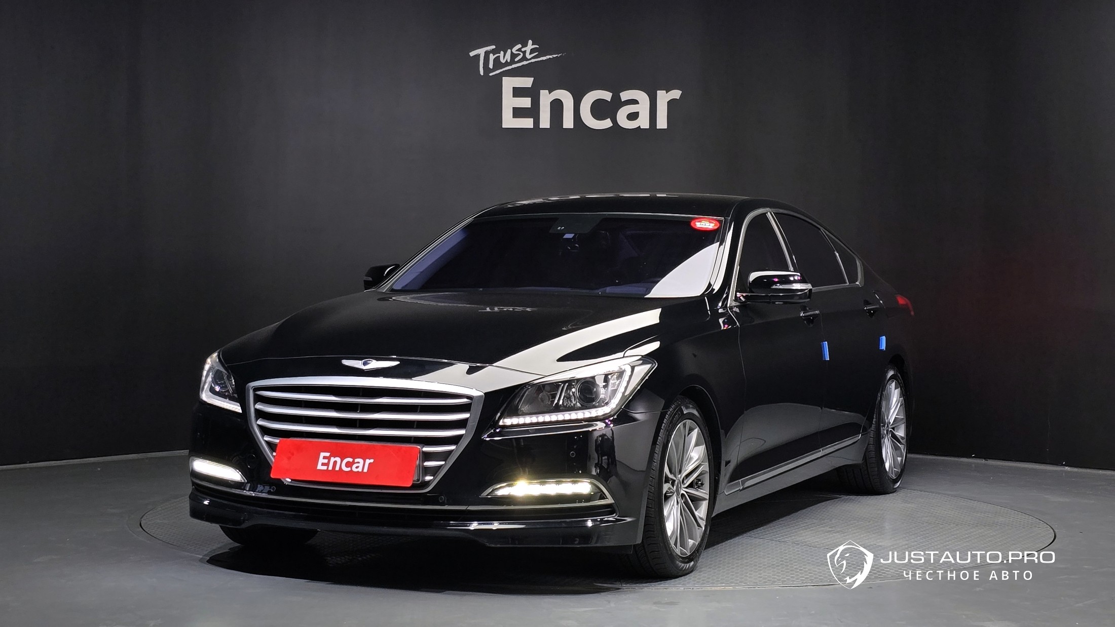 Автомобиль Hyundai Genesis