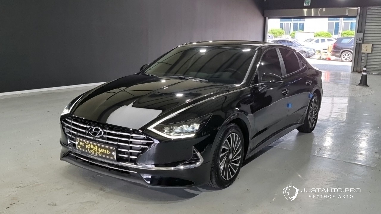 Автомобиль Hyundai Sonata