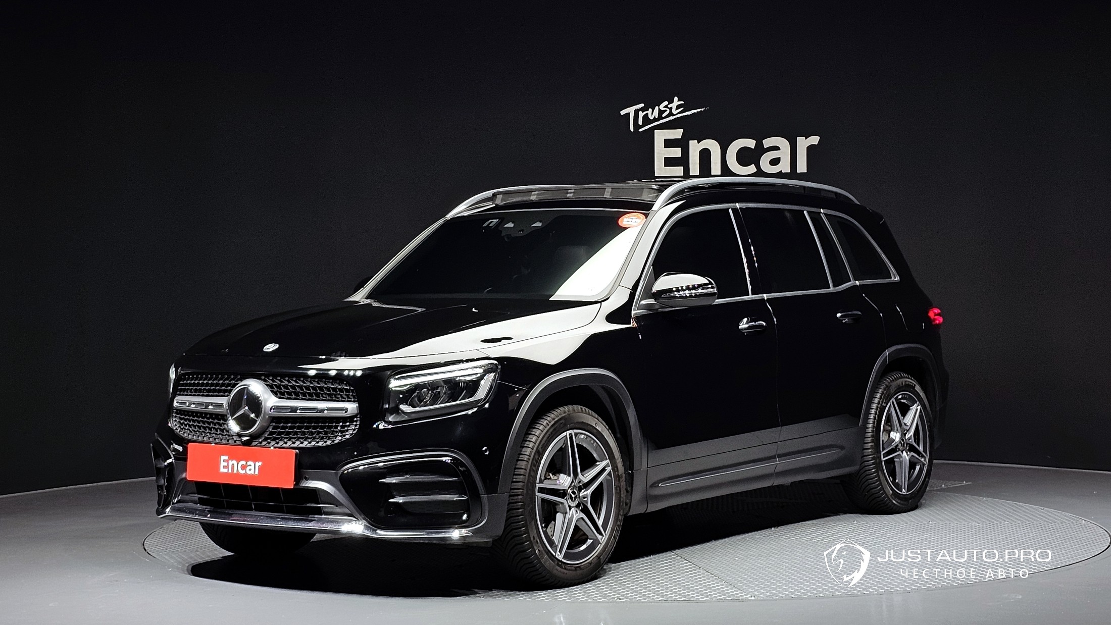 Автомобиль Mercedes-Benz GLB-Class