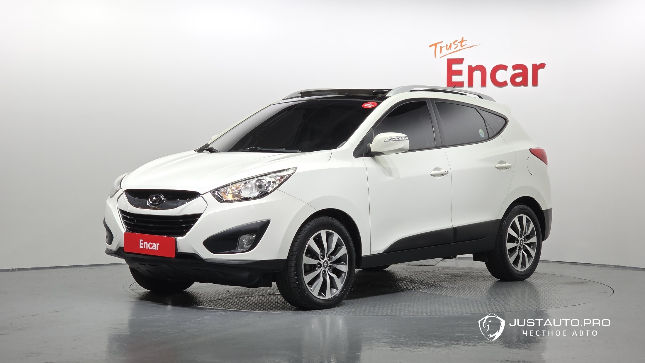 Автомобиль Hyundai Tucson