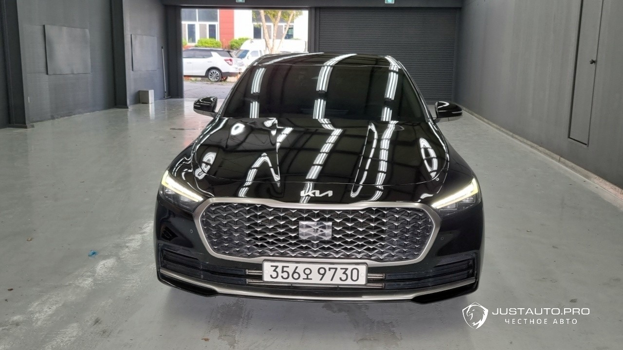 Автомобиль Kia K9