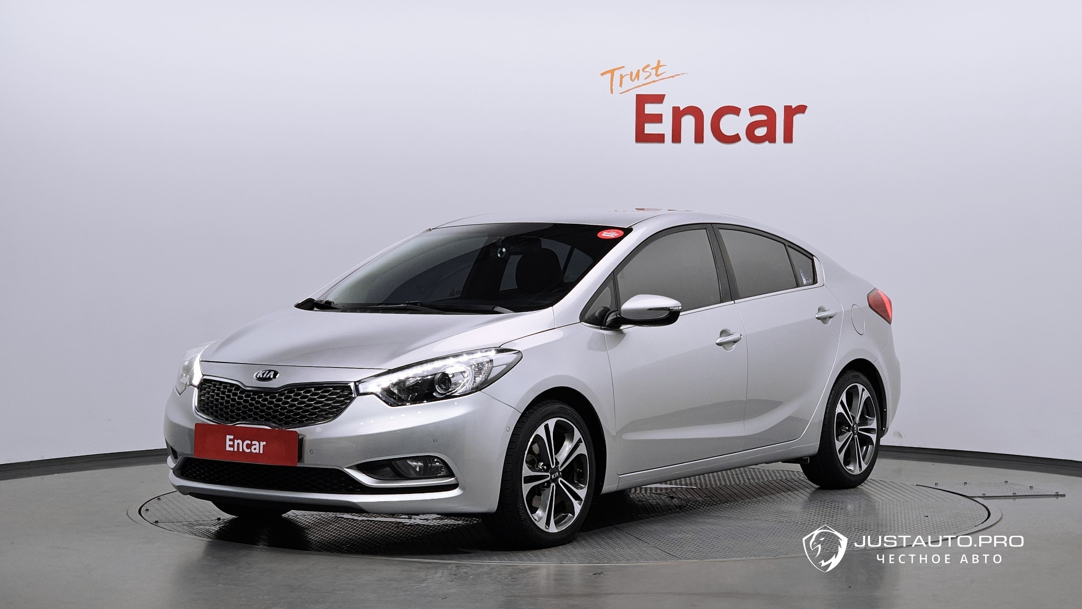 Автомобиль Kia K3