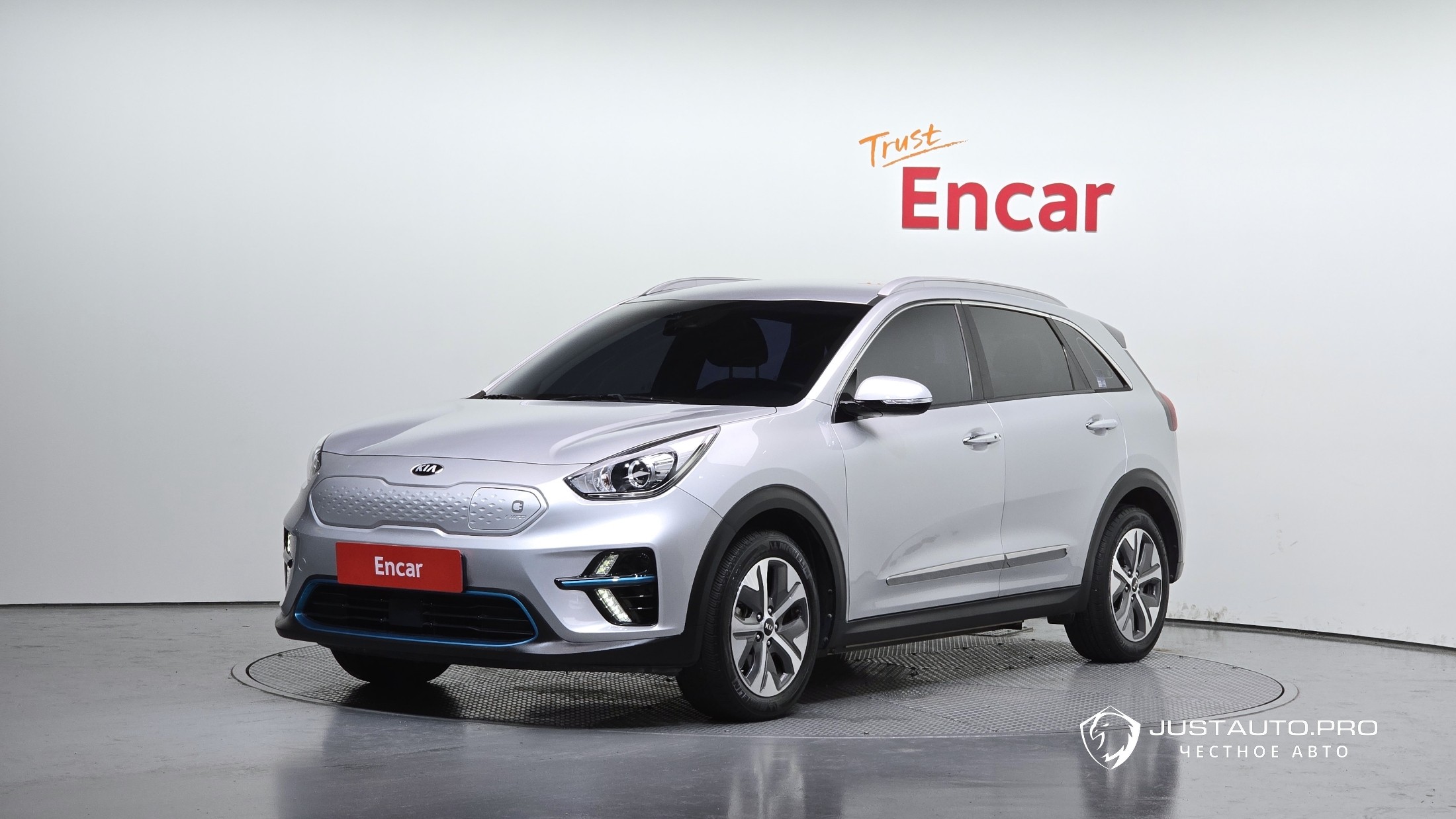 Автомобиль Kia Niro