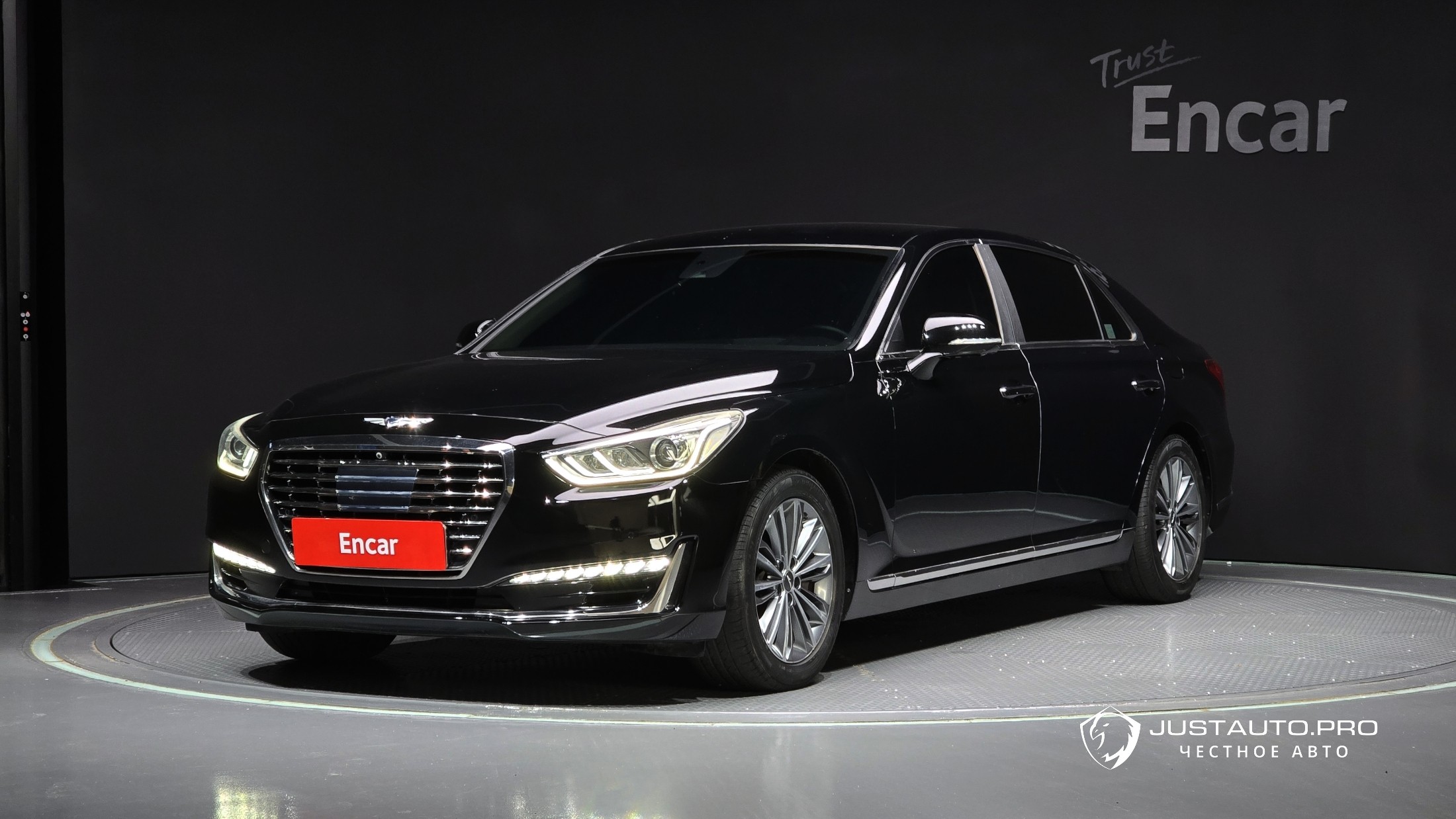 Автомобиль Genesis EQ900