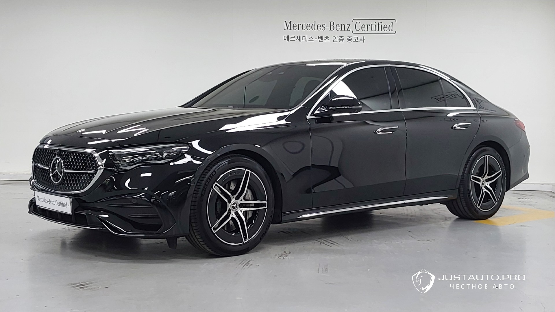 Автомобиль Mercedes-Benz E-Class