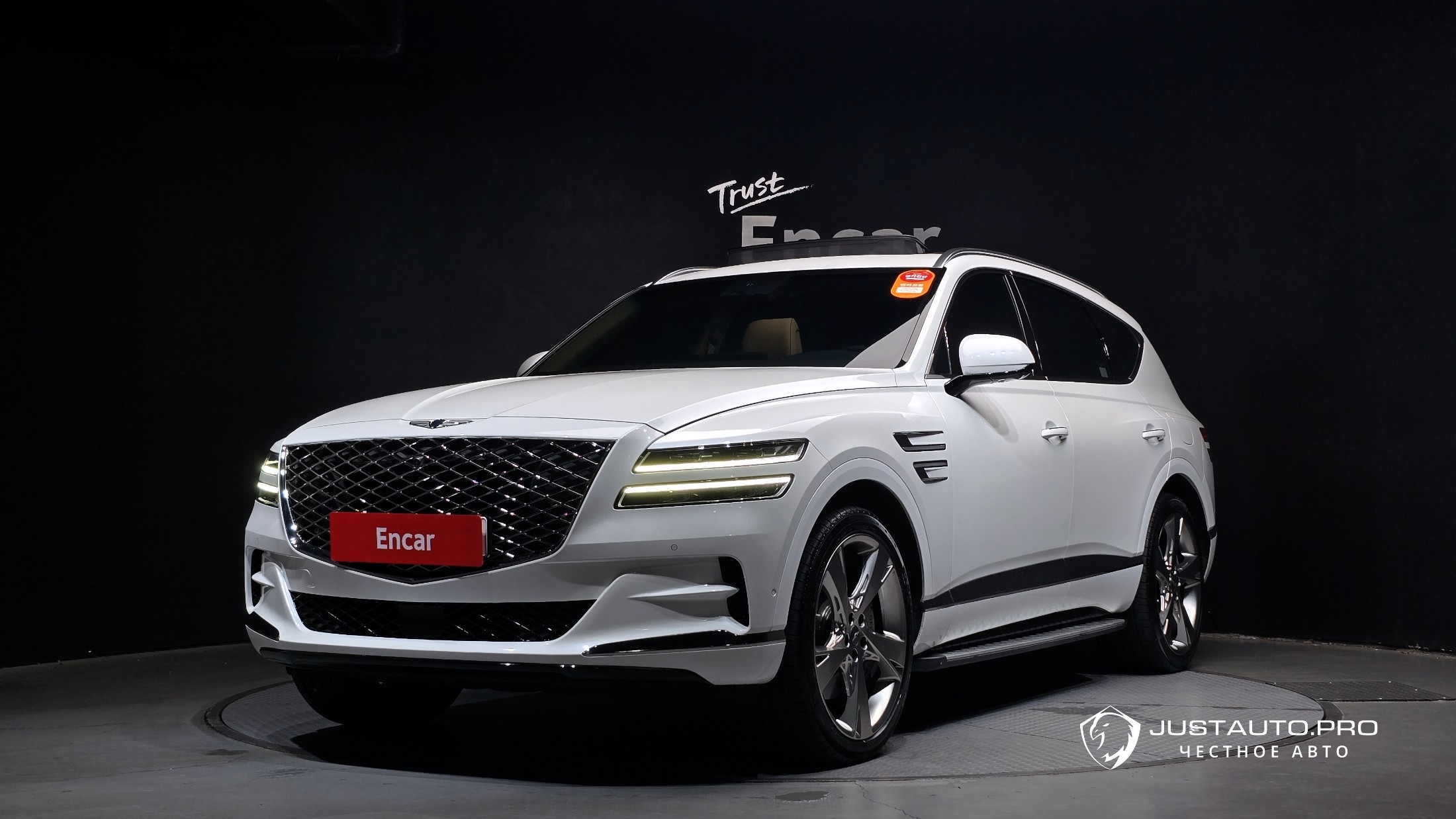 Автомобиль Genesis GV80