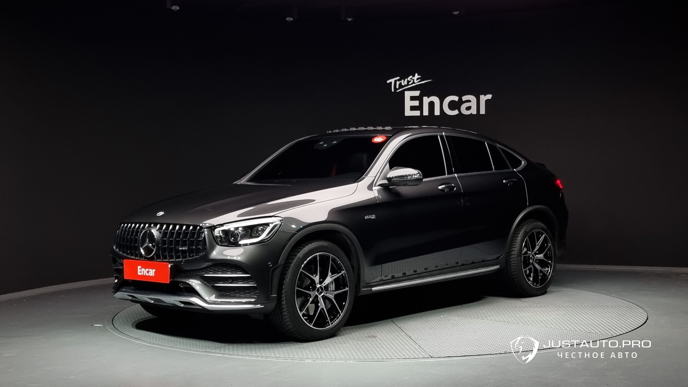 Автомобиль Mercedes-Benz GLC-Class