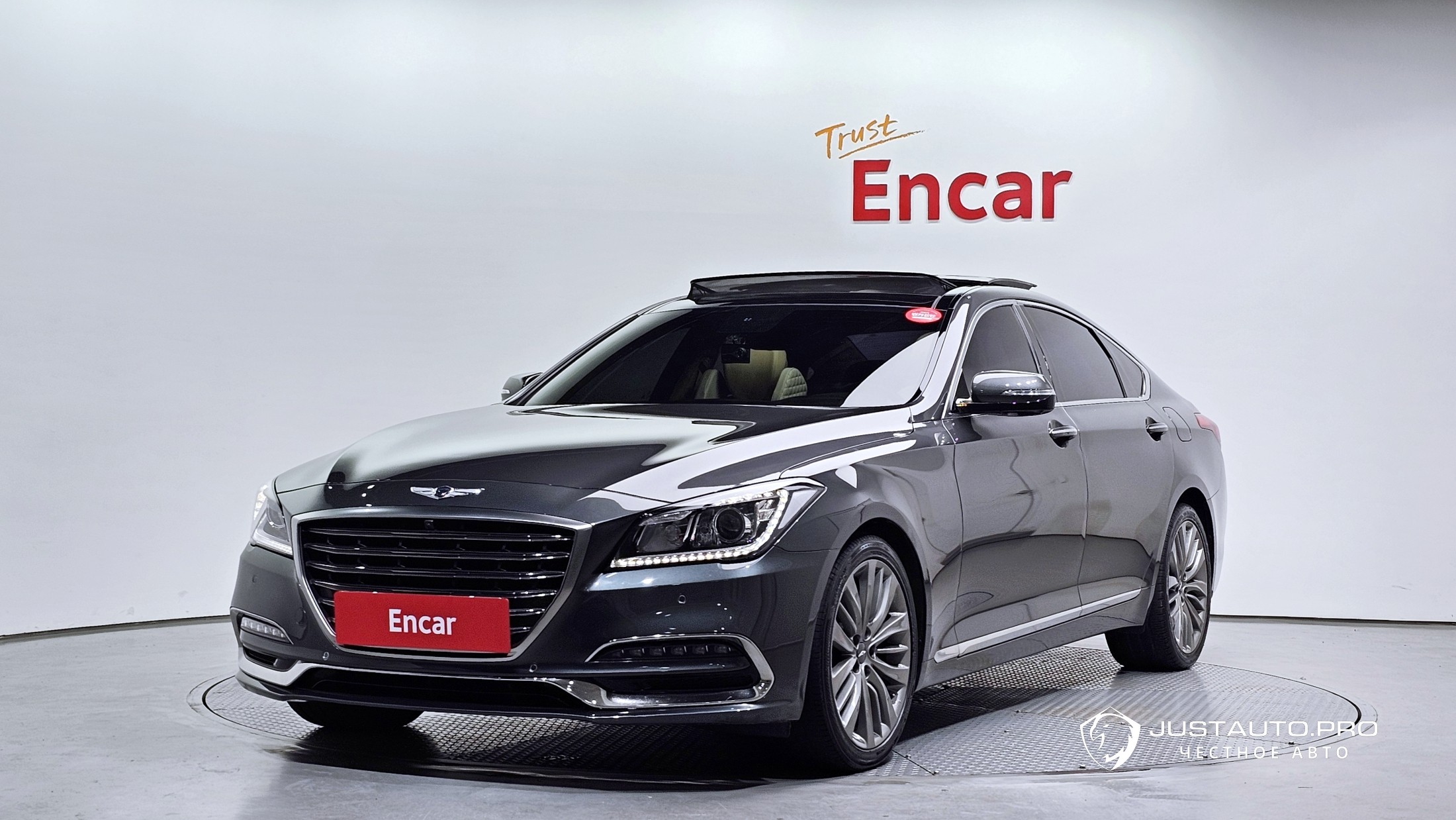 Автомобиль Genesis G80