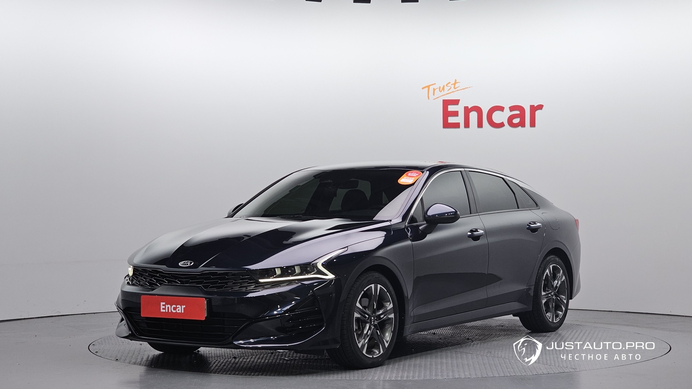 Автомобиль Kia K5