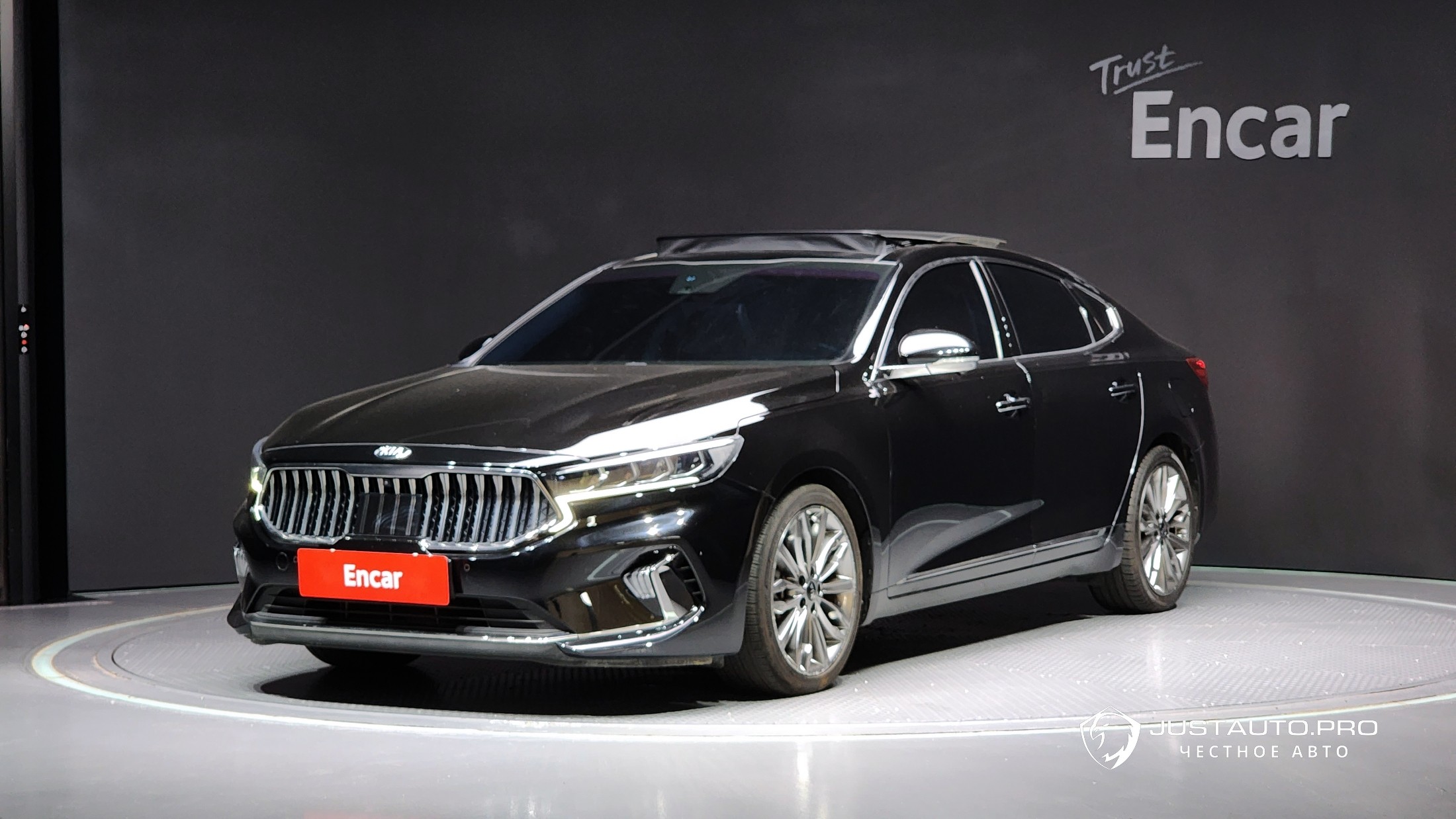 Автомобиль Kia K7