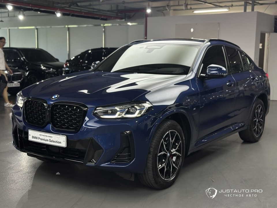 Автомобиль BMW X4