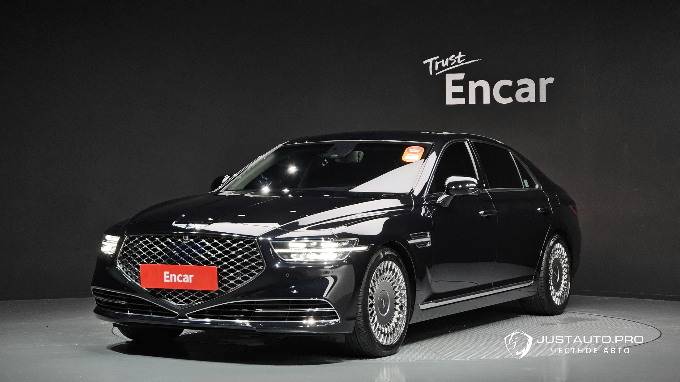 Автомобиль Genesis G90