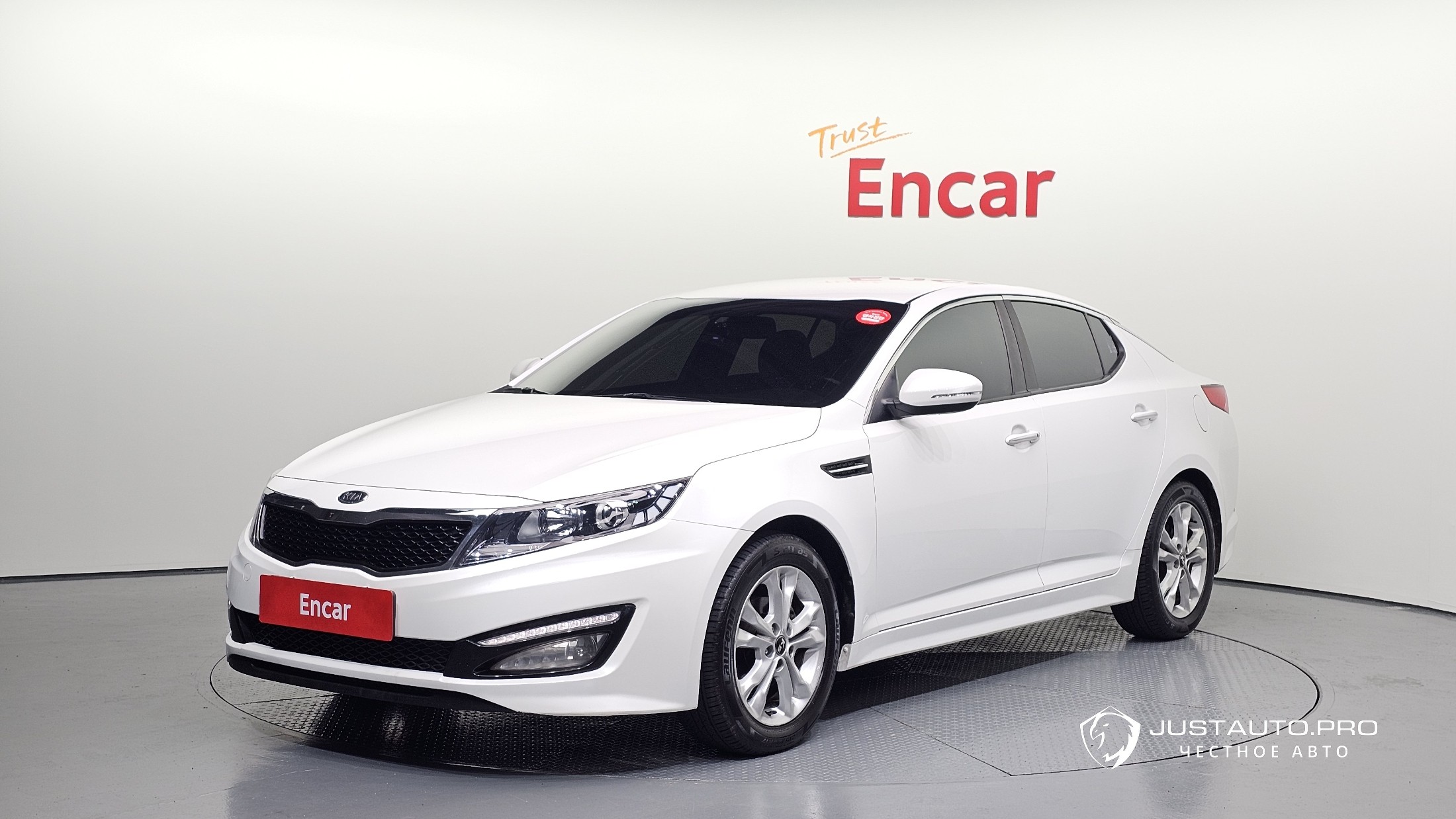 Автомобиль Kia K5