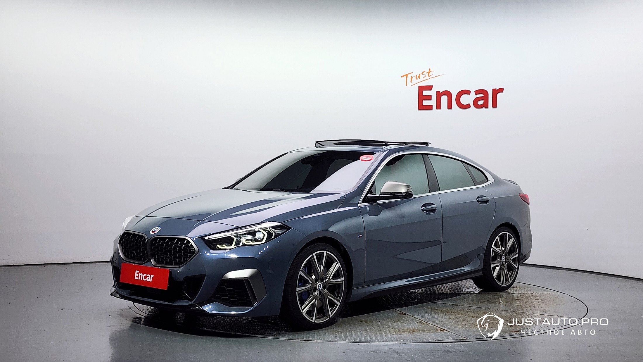 Автомобиль BMW 2-Series