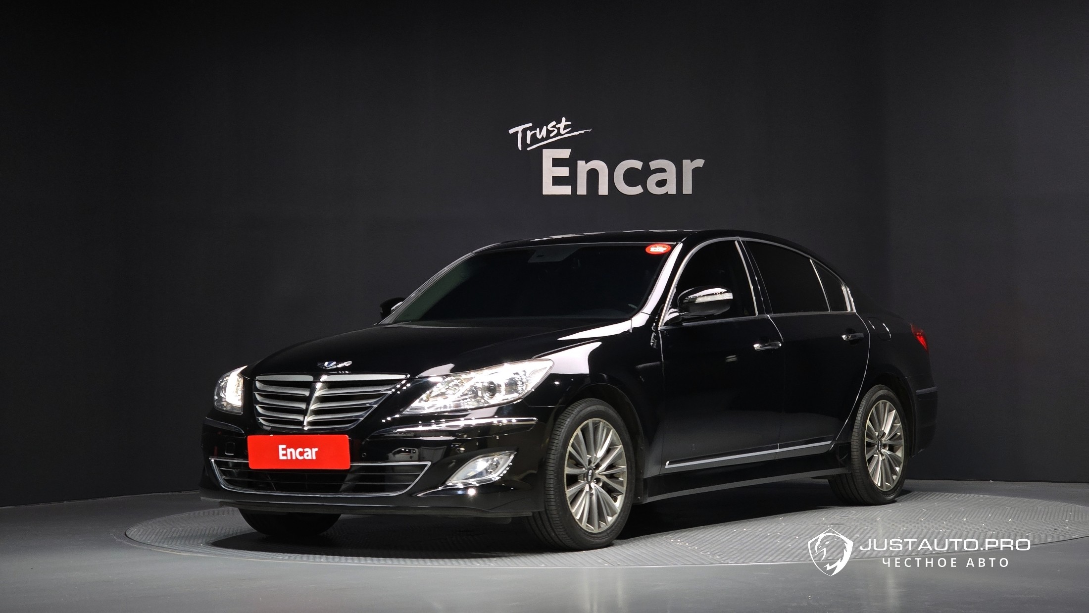 Автомобиль Hyundai Genesis