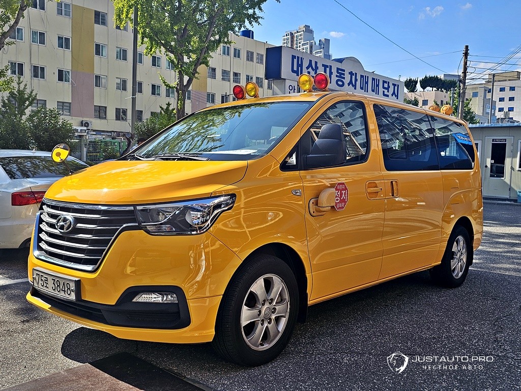 Автомобиль Hyundai Starex