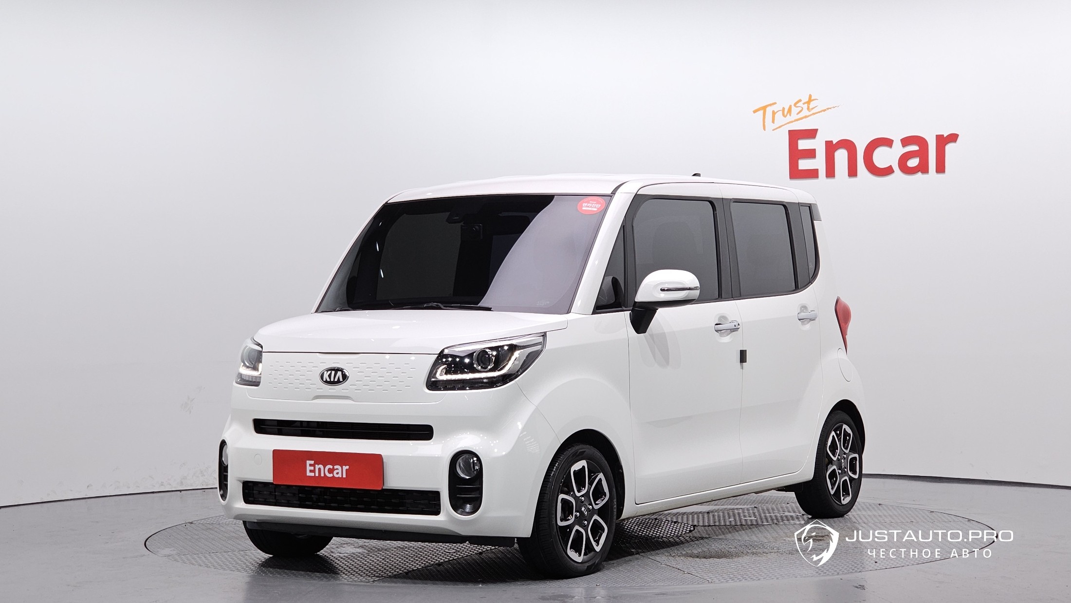 Автомобиль Kia RAY