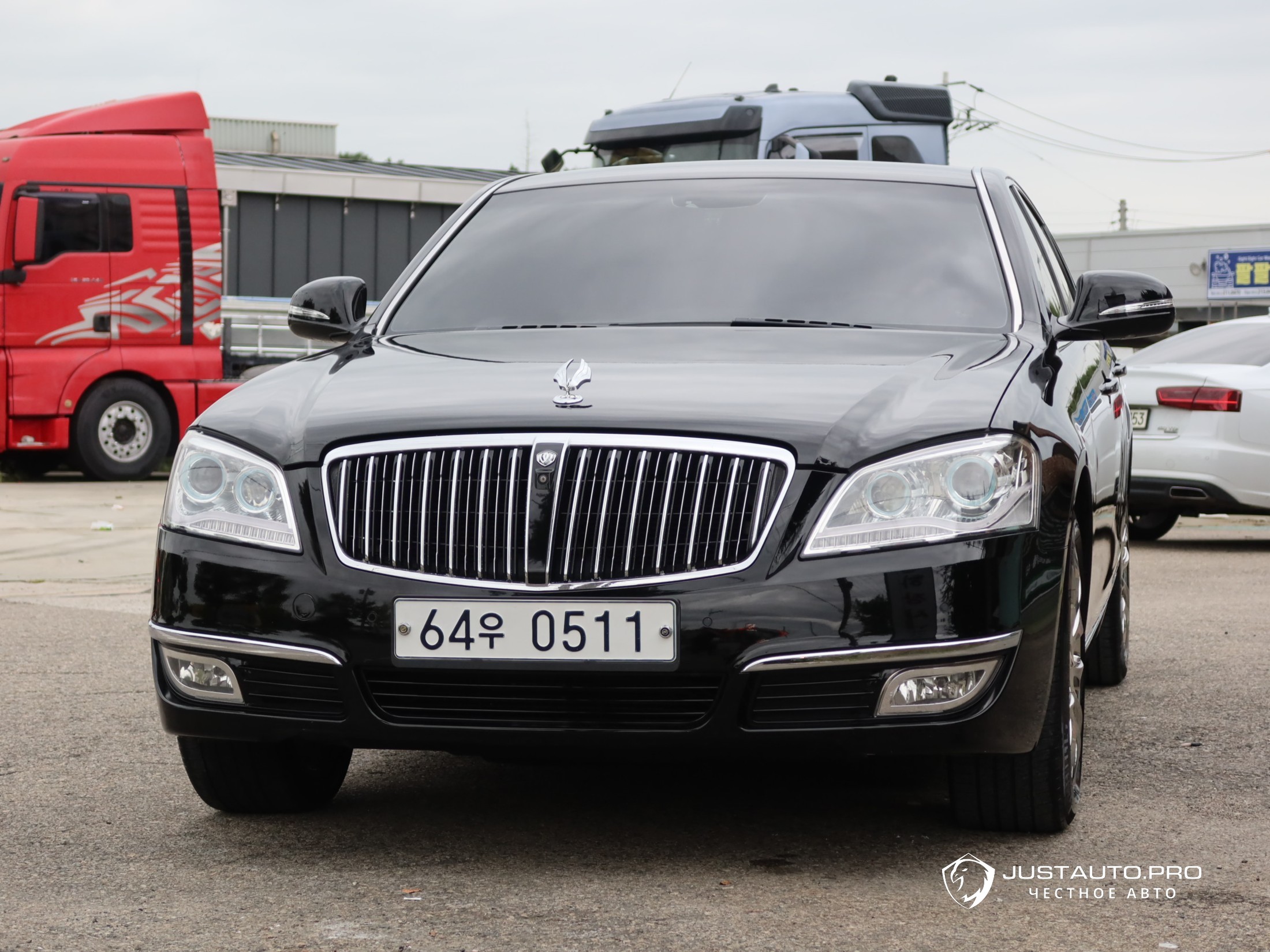 Автомобиль KG_Mobility_Ssangyong Chairman