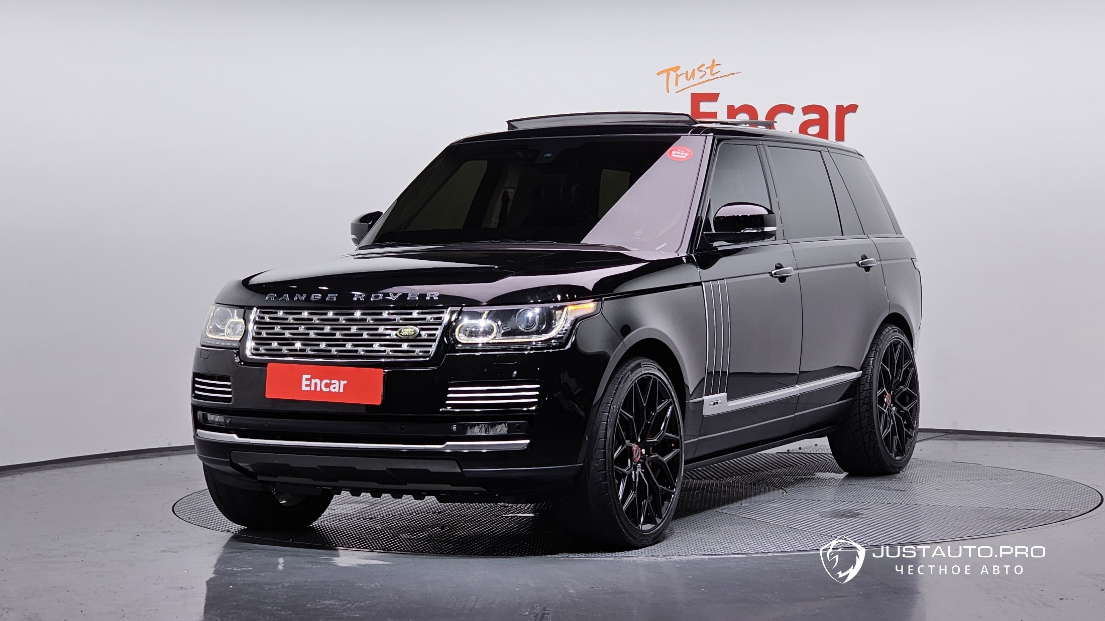 Автомобиль Land Rover Range Rover