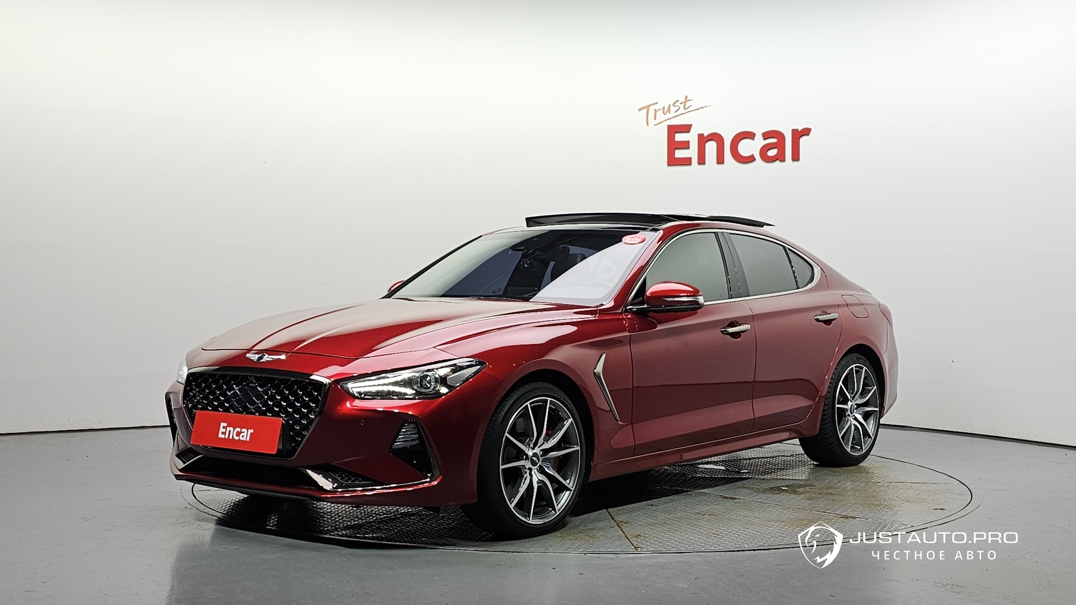 Автомобиль Genesis G70