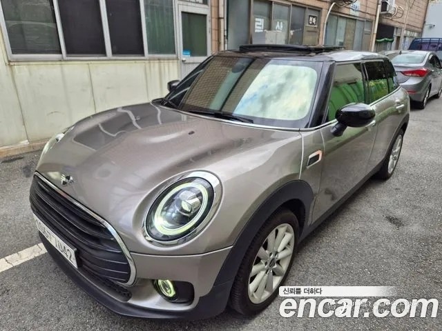 Автомобиль Mini Clubman