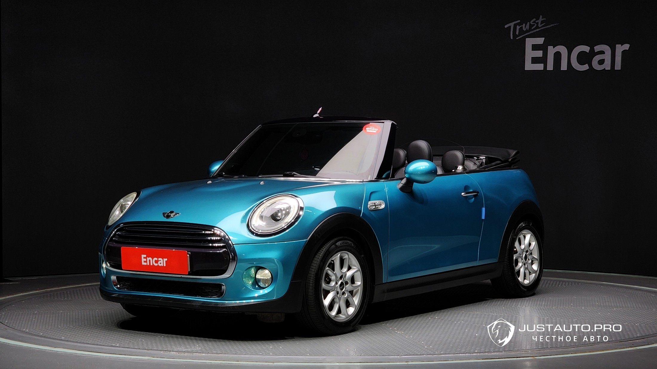 Автомобиль Mini Cooper Convertible