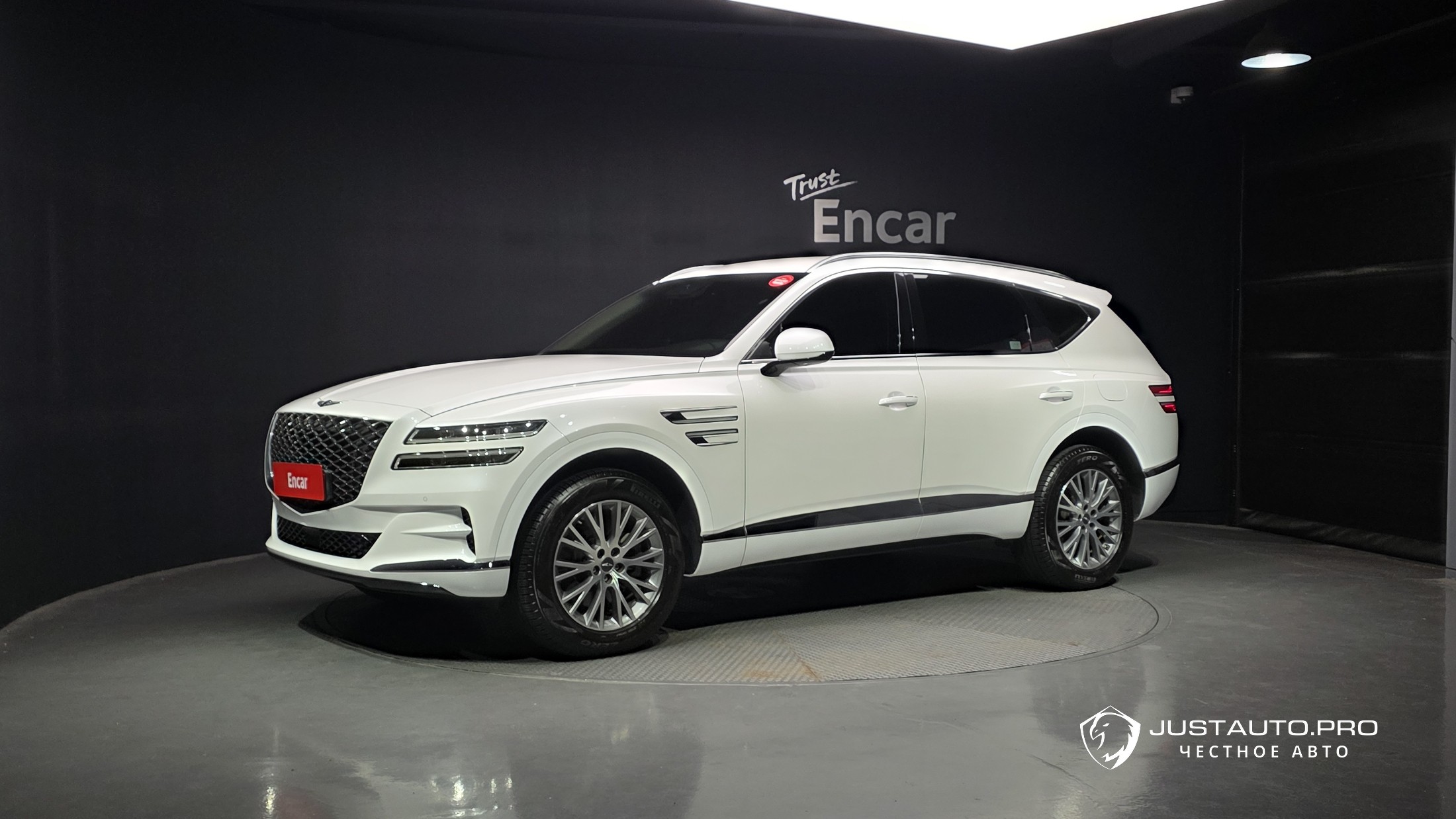 Автомобиль Genesis GV80