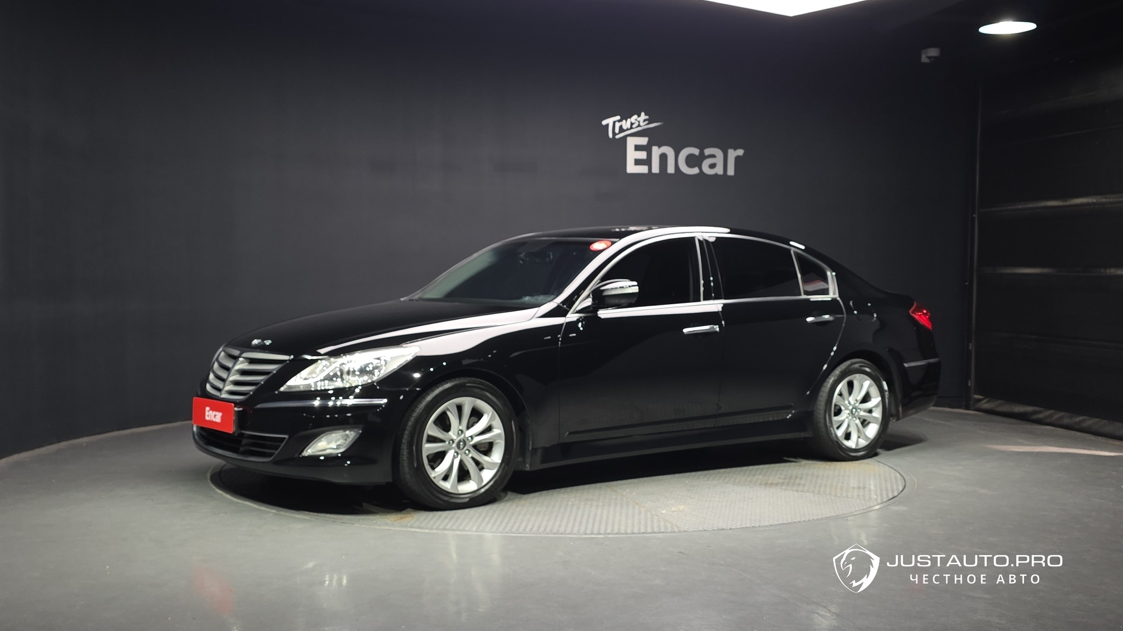 Автомобиль Hyundai Genesis