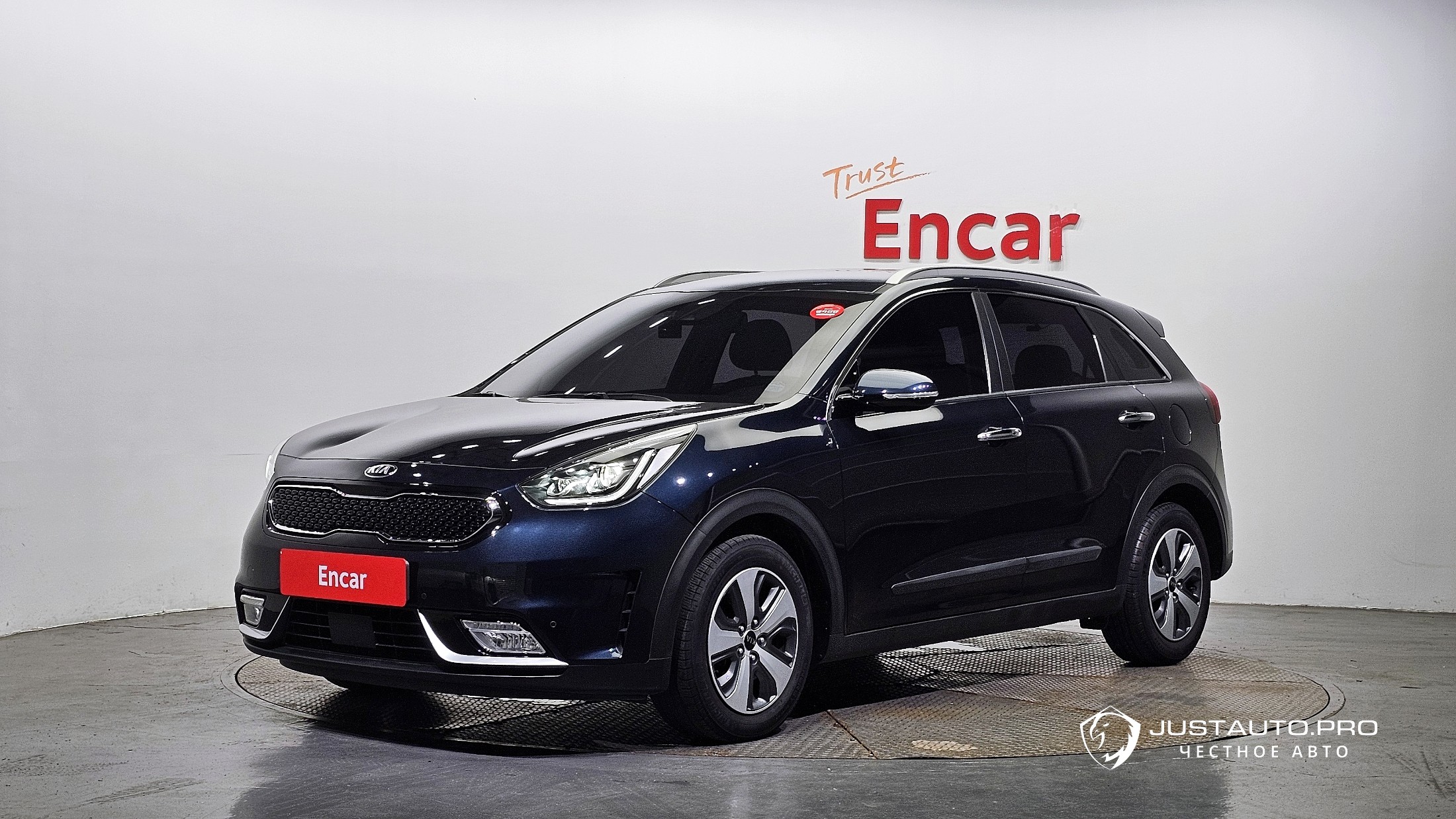 Автомобиль Kia Niro