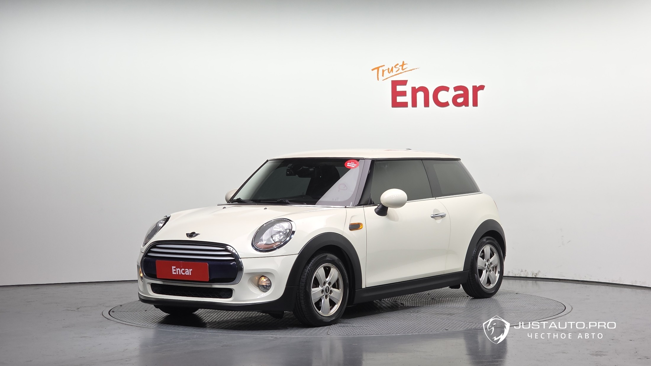 Автомобиль Mini Cooper