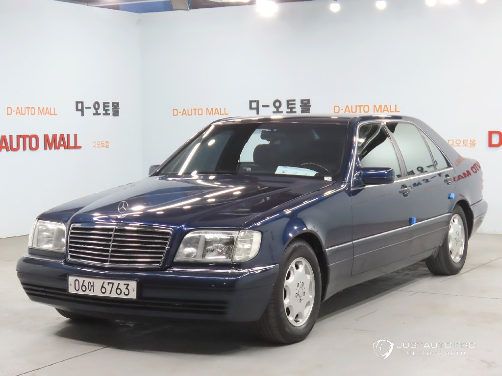 Автомобиль Mercedes-Benz S-Class