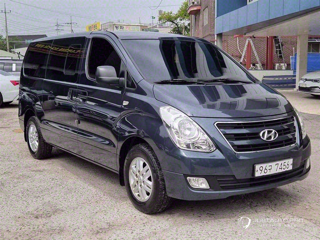 Автомобиль Hyundai Starex