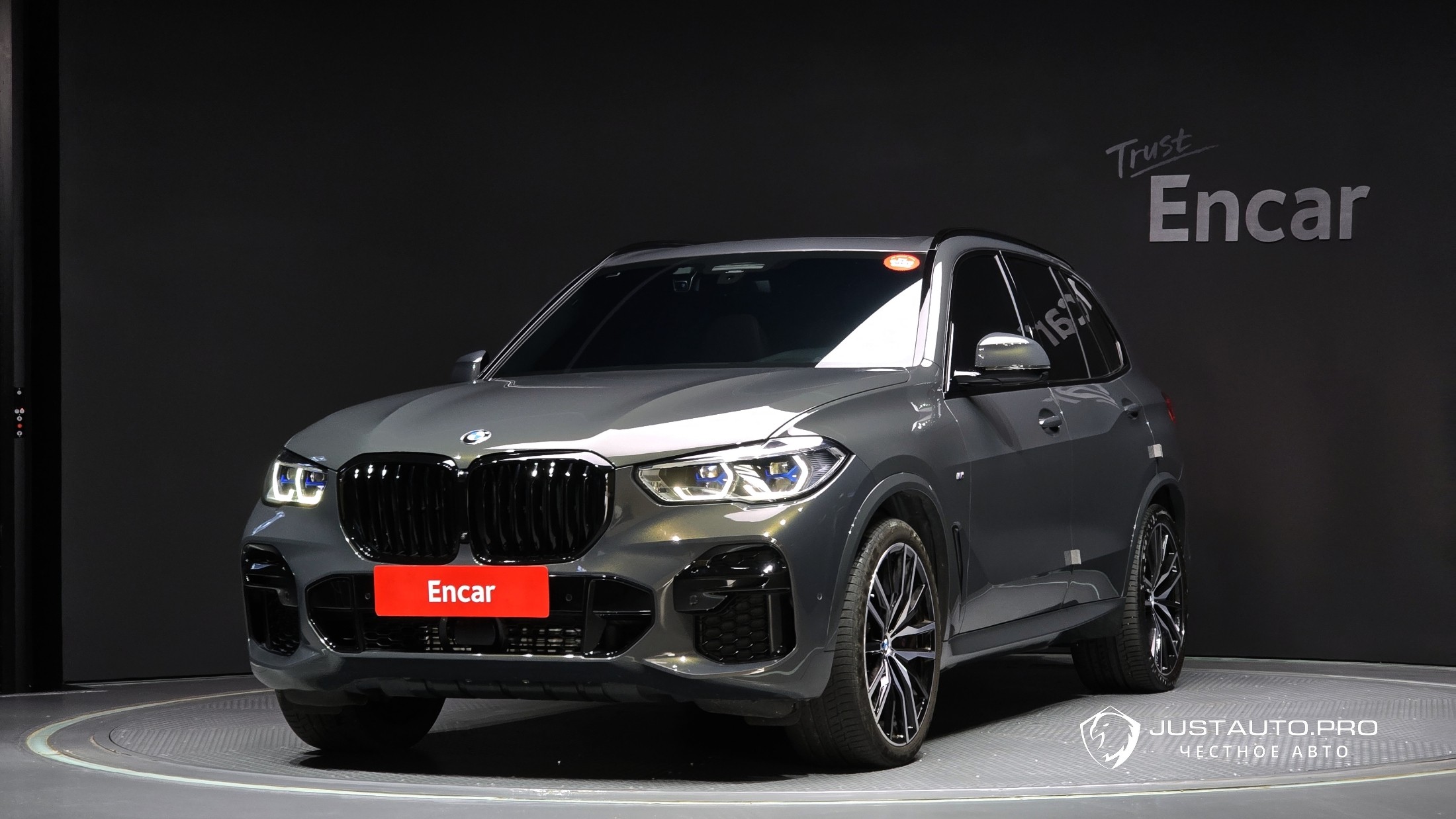 Автомобиль BMW X5
