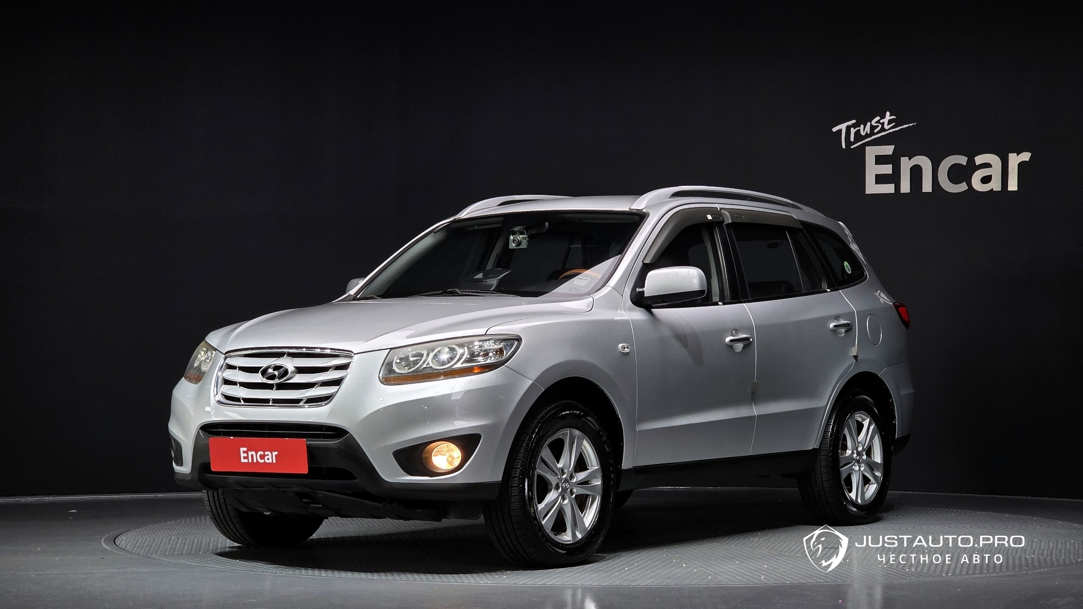 Автомобиль Hyundai Santafe